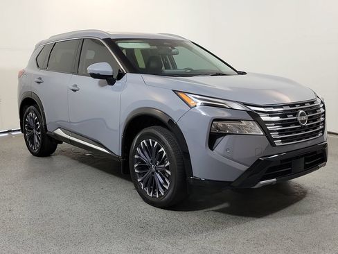 Used 2024 Nissan Rogue Platinum FWD image 1