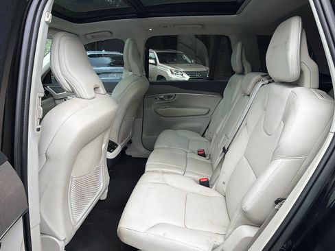 Used 2023 Volvo XC90 B5 Plus AWD/4WD image 23