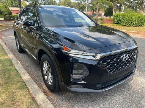 Used 2019 Hyundai Santa Fe SEL FWD image 7