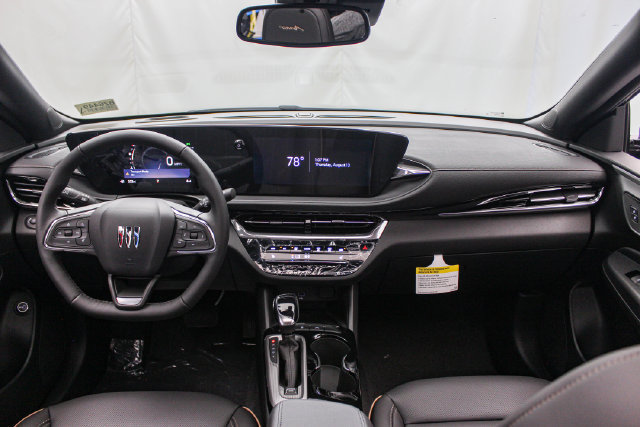 New 2026 Buick Envista Sport Touring FWD image 29