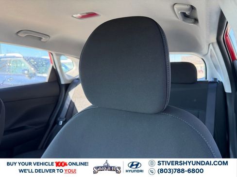 New 2026 Hyundai Kona SE image 18