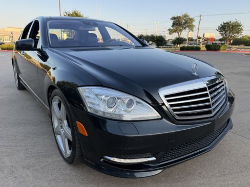 Used 2011 Mercedes-Benz S 550 image 1