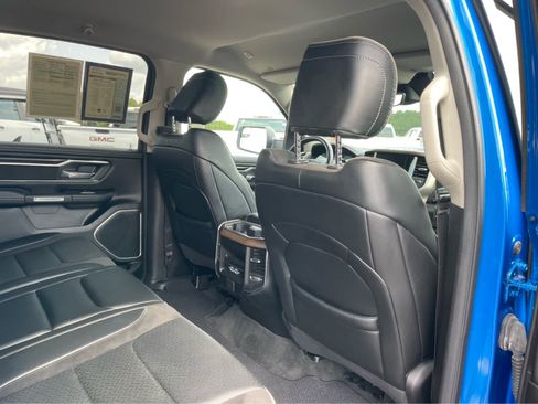 Used 2022 RAM 1500 Laramie AWD/4WD image 24