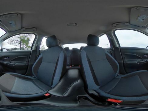 Used 2025 Nissan Versa SV FWD image 37