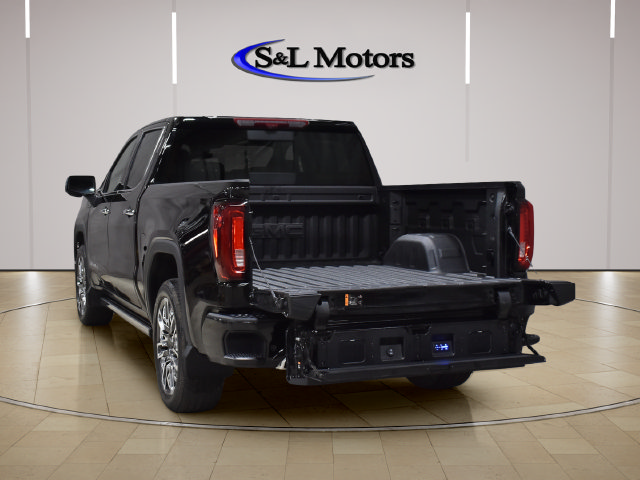 Used 2025 GMC Sierra 1500 Denali Ultimate AWD/4WD image 6