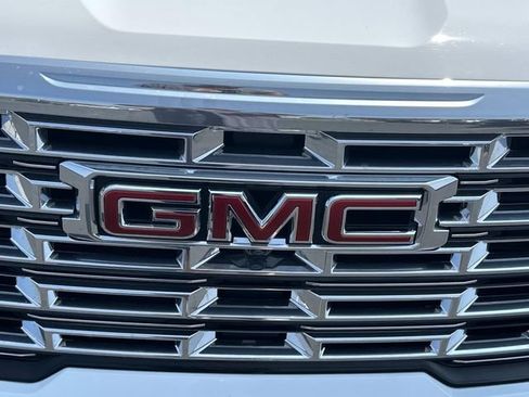 Certified 2024 GMC Acadia Denali w/ LPO, Floor Liner Package AWD/4WD image 30