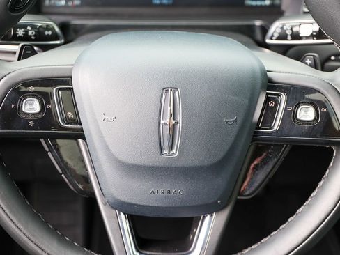 Used 2025 Lincoln Corsair Grand Touring w/ Jet Appearance Package AWD/4WD image 10