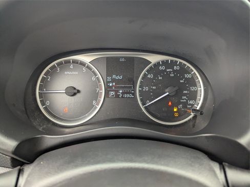 Used 2023 Nissan Kicks S image 21