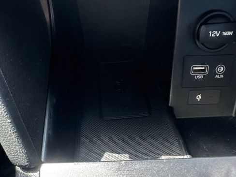 Used 2020 Hyundai Elantra Limited w/ Ultimate Package 03 FWD image 43
