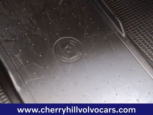 Certified 2025 Volvo XC40 B5 Core w/ Protection Package Premier image 26