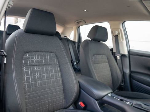 Used 2024 Honda HR-V LX image 23