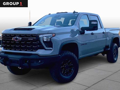 Used 2024 Chevrolet Silverado 2500 ZR2 w/ ZR2 Bison Edition image 1