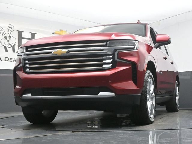 Used 2022 Chevrolet Suburban High Country AWD/4WD image 62