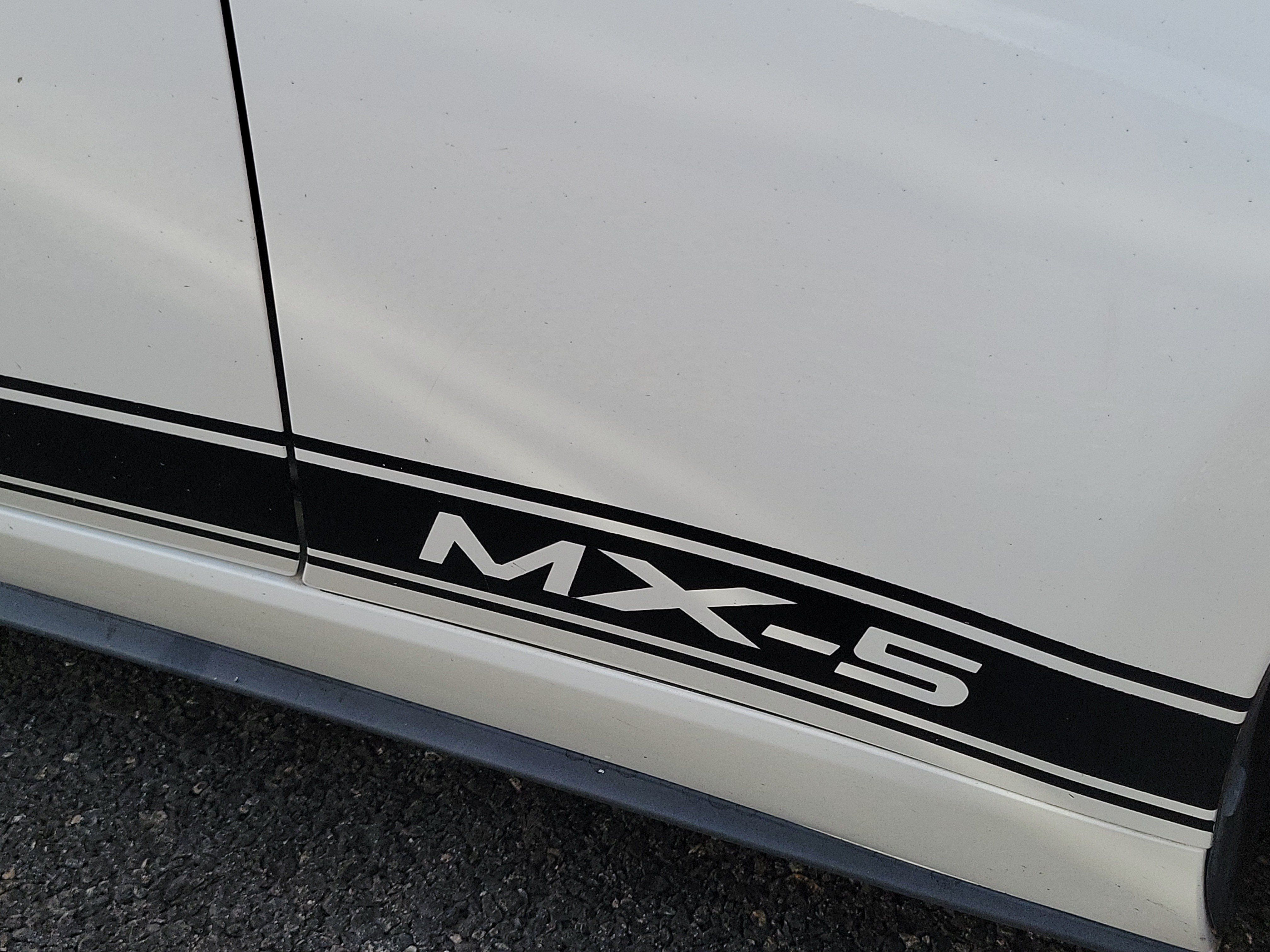 Used 2021 MAZDA MX-5 Miata Sport RWD image 5