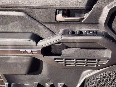 New 2025 Toyota Tacoma TRD Off-Road image 19