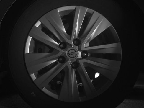 Used 2025 Nissan Sentra S image 14