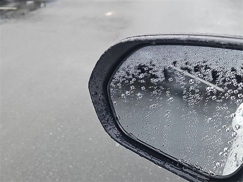 Certified 2024 Kia Seltos X-Line image 21