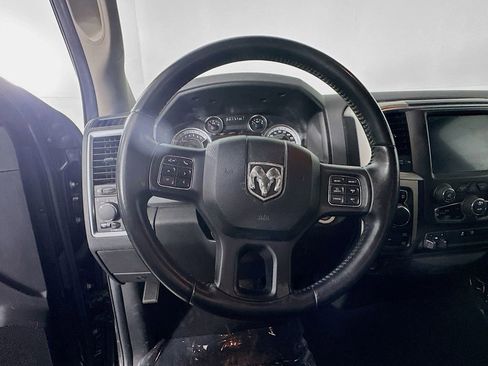 Certified 2019 RAM 1500 Classic SLT w/ Luxury Group image 17