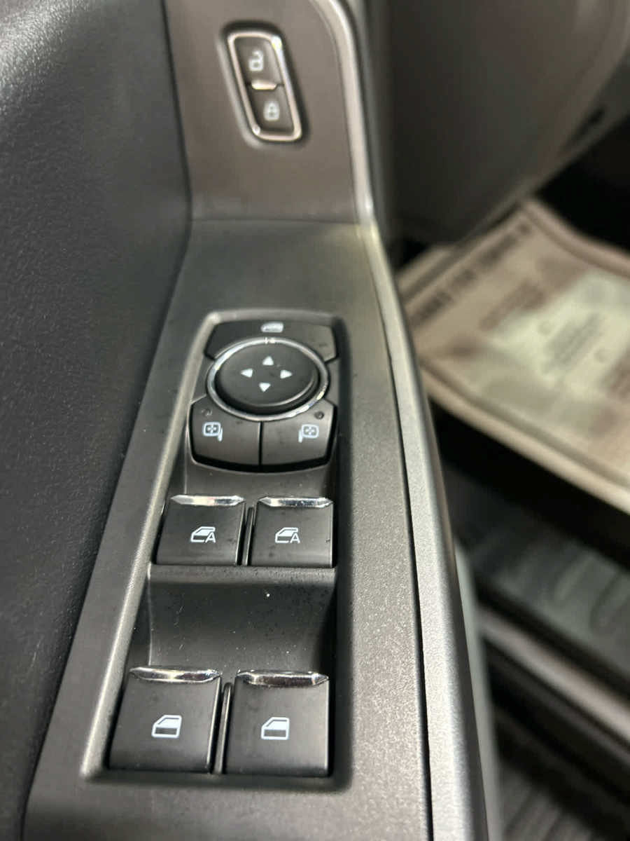 Used 2025 Ford F250 XLT AWD/4WD image 25