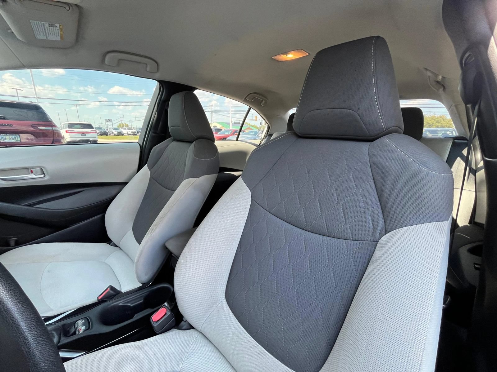Used 2021 Toyota Corolla LE FWD image 26