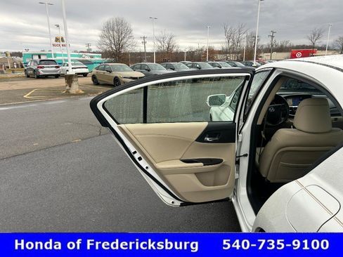 Used 2013 Honda Accord EX-L image 17