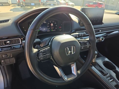 Used 2025 Honda Civic Sport Touring image 17