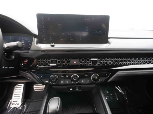 Certified 2024 Honda Accord Sport image 17