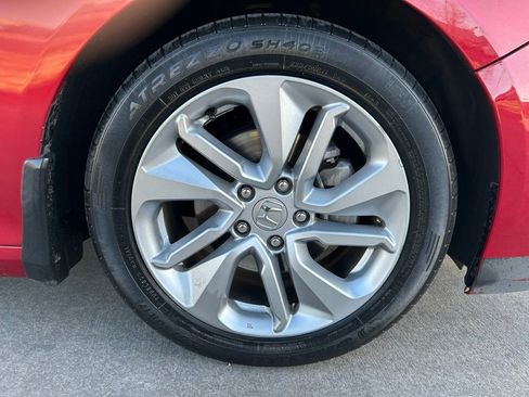 Used 2020 Honda Accord LX image 31