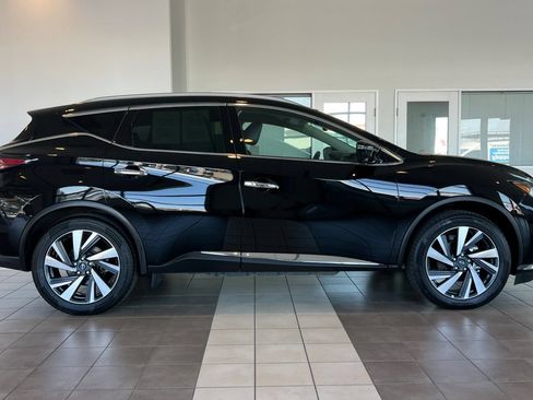 Used 2023 Nissan Murano SL w/ Cargo Package AWD/4WD image 3