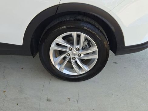 Certified 2024 Buick Envista Sport Touring w/ Convenience I Package FWD image 31