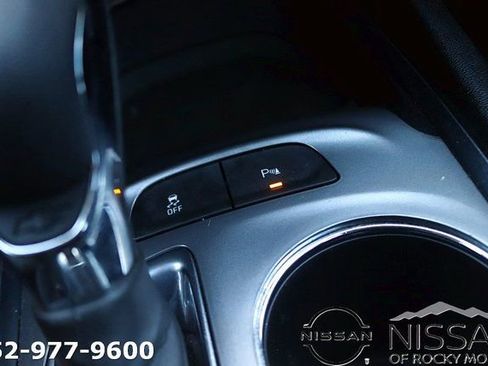 Used 2024 Chevrolet Malibu LT FWD image 21