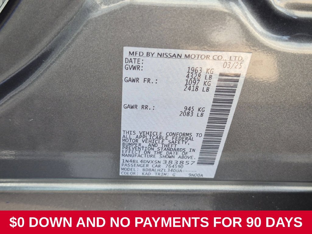 Used 2025 Nissan Altima 2.5 SV FWD image 35