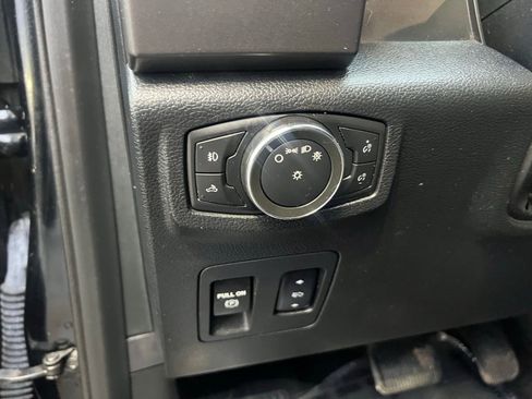 Used 2016 Ford F150 XLT w/ Equipment Group 302A Luxury image 25