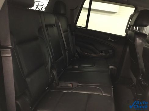 Used 2017 GMC Yukon SLT image 34