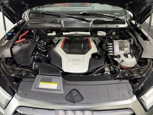 Used 2018 Audi SQ5 Premium Plus w/ Navigation Package AWD/4WD image 29