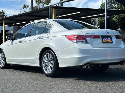 Used 2011 Honda Accord EX-L image 6
