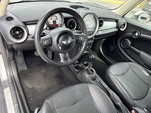 Used 2013 MINI Cooper Hardtop image 12