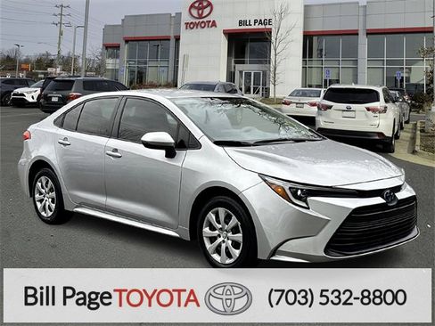 Certified 2025 Toyota Corolla LE image 1