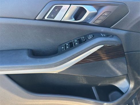 Used 2021 BMW X5 sDrive40i w/ Parking Assistance Package image 27