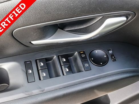 Certified 2025 Hyundai Santa Cruz SE image 22