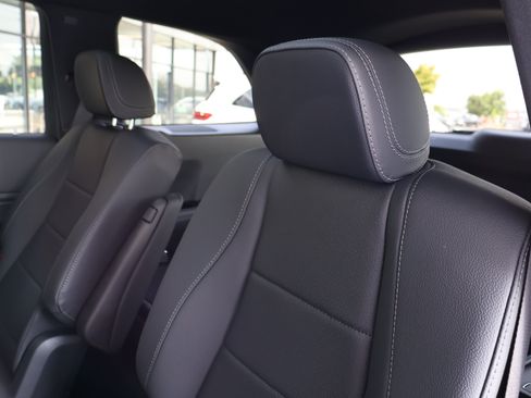 Certified 2024 Mercedes-Benz GLS 450 4MATIC image 18