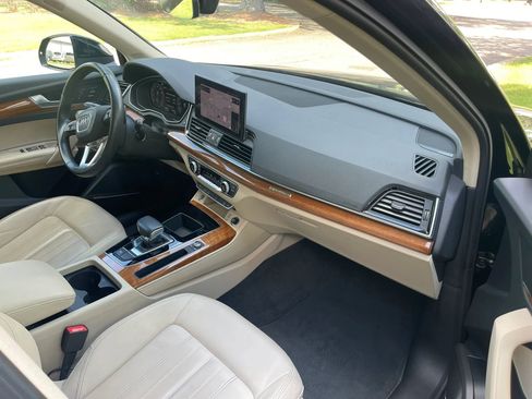 Used 2023 Audi Q5 2.0T Premium Plus w/ Premium Plus Package AWD/4WD image 14
