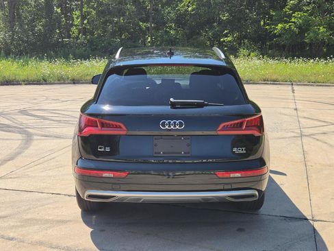 Used 2018 Audi Q5 2.0T Premium AWD/4WD image 4