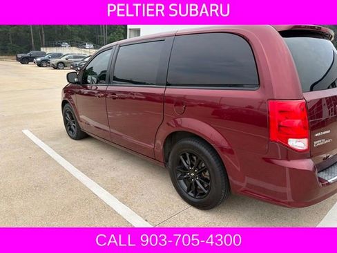 Used 2019 Dodge Grand Caravan GT FWD image 5