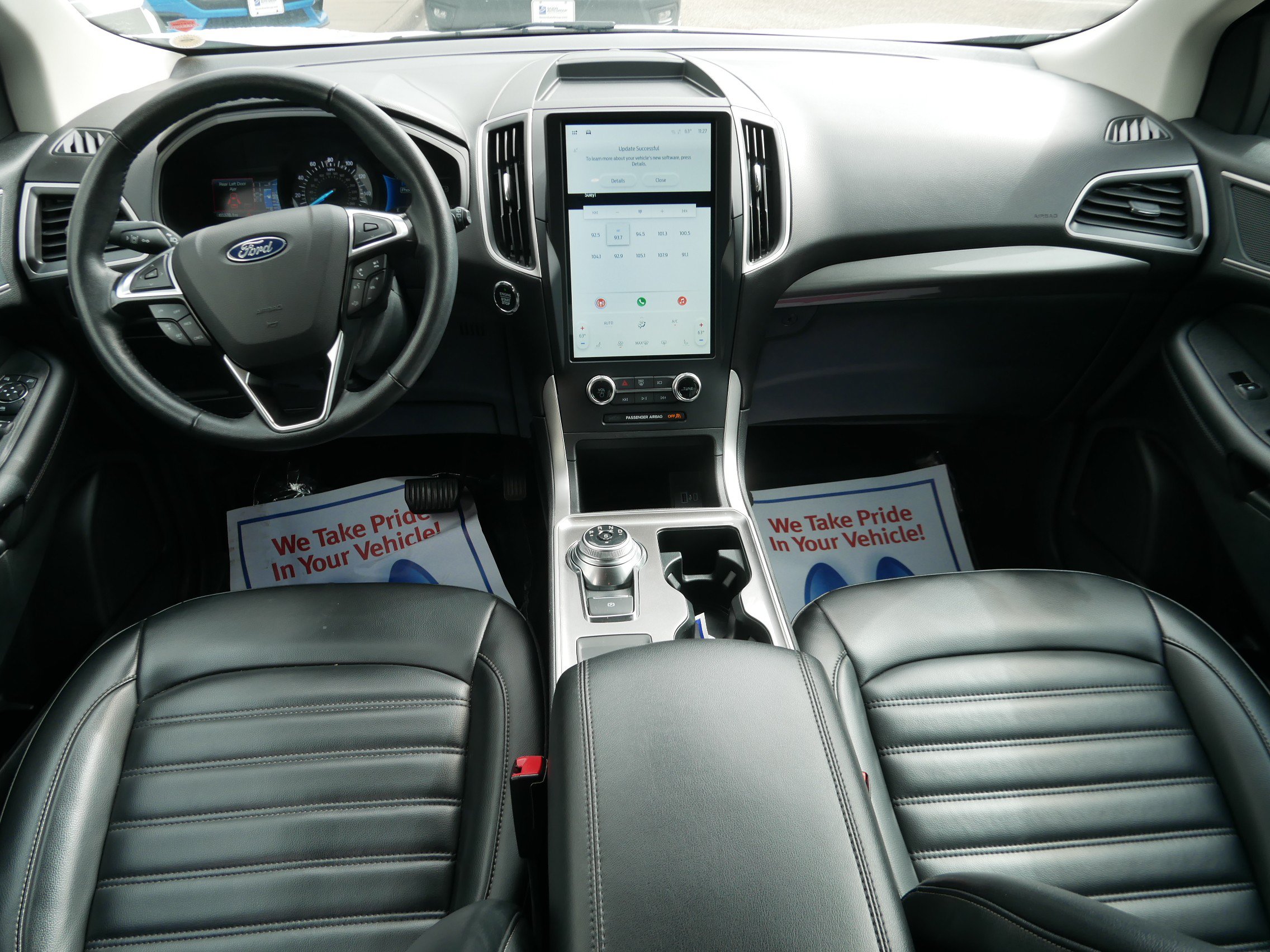 Used 2024 Ford Edge SEL AWD/4WD image 9