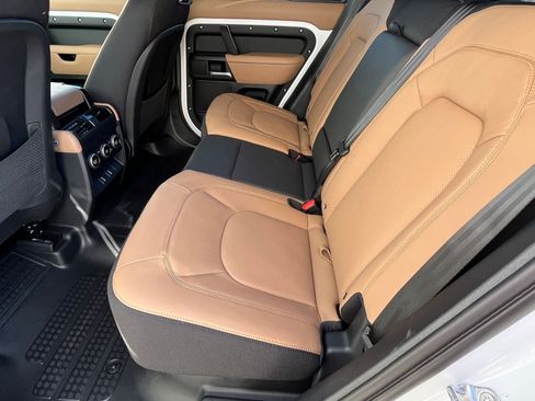 New 2026 Land Rover Defender 110 V8 AWD/4WD image 13