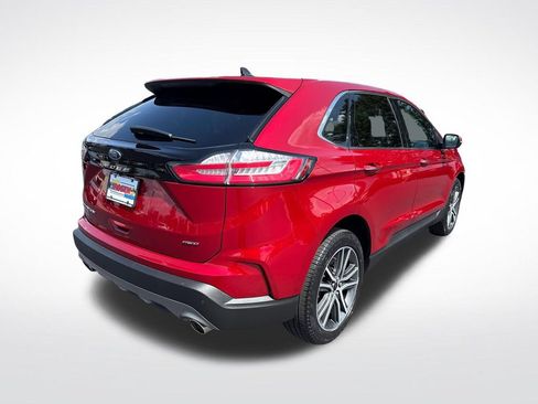 Used 2024 Ford Edge Titanium AWD/4WD image 5