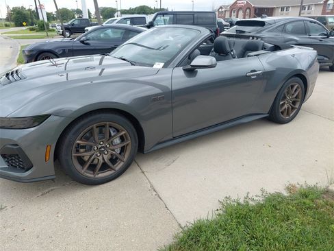 New 2025 Ford Mustang GT Premium image 37