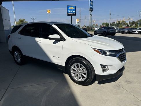 Used 2019 Chevrolet Equinox LT image 3