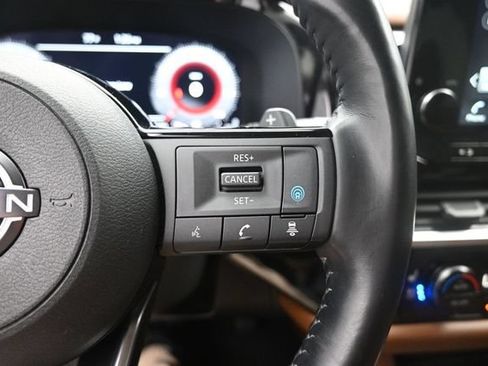 Used 2023 Nissan Pathfinder Platinum AWD/4WD image 15